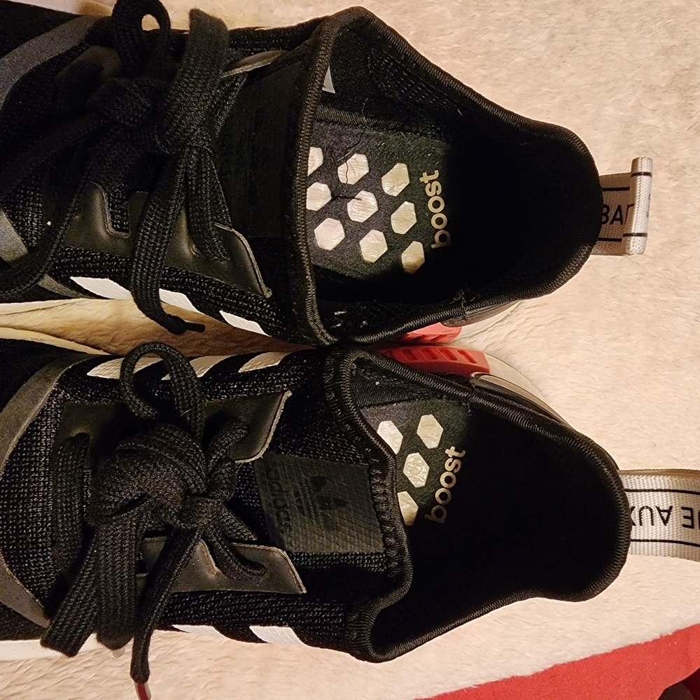 Adidas NMD R1 Size 8 - Picture 9 of 9